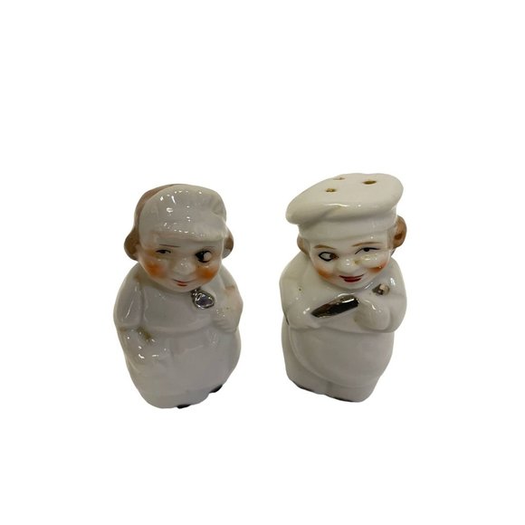 Vintage Bakers Chef Salt & Pepper Shakers Ceramic Japan Hand Painted 2.5" - 3"H - Picture 2 of 9